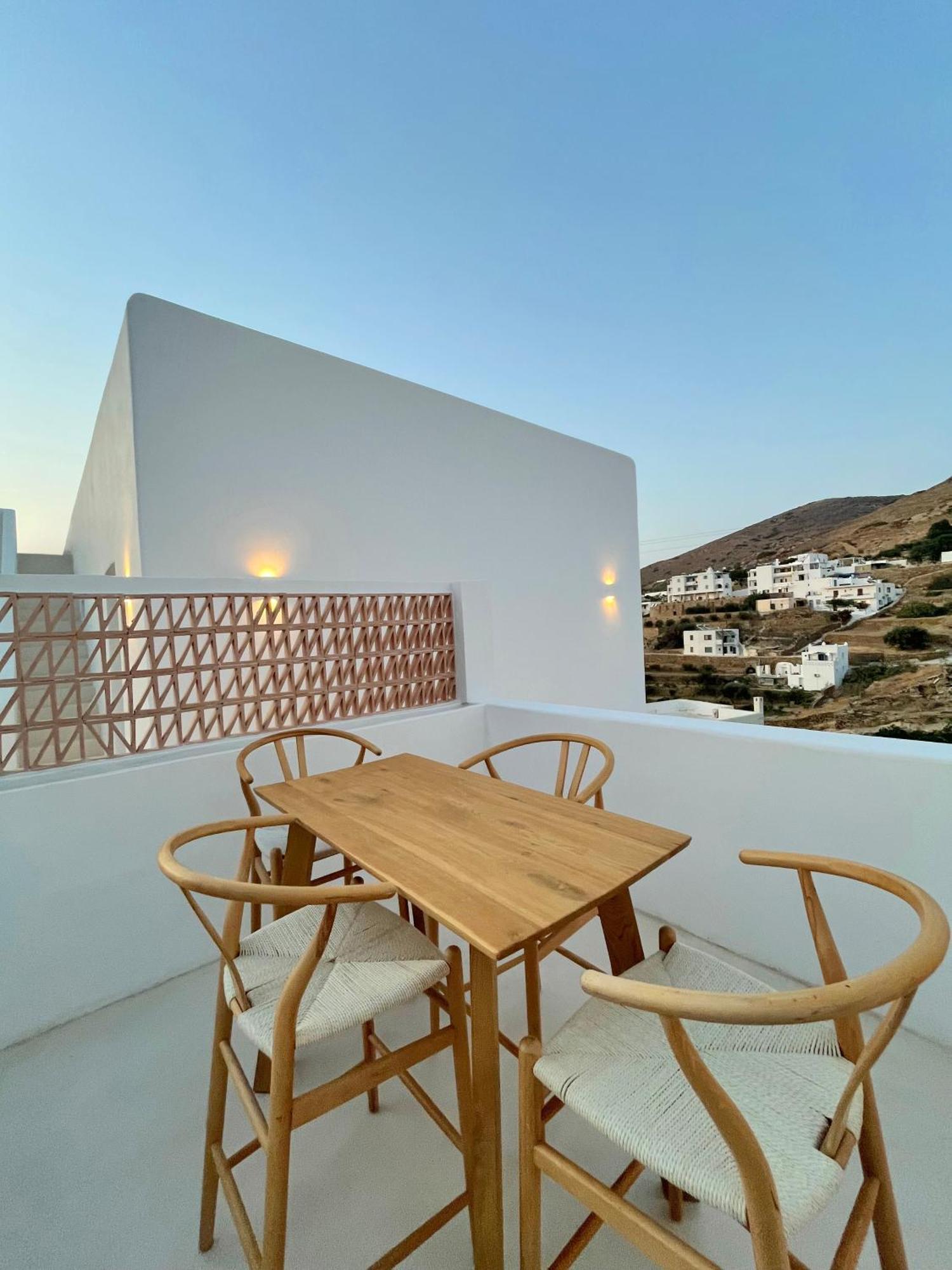 Ios Alcyon Blue Suites Exterior photo