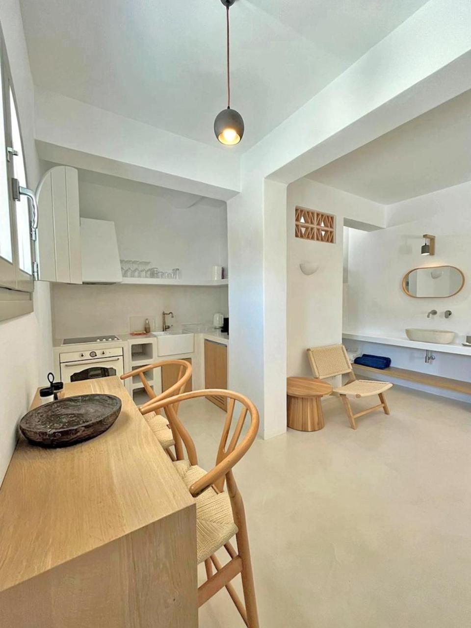 Ios Alcyon Blue Suites Exterior photo